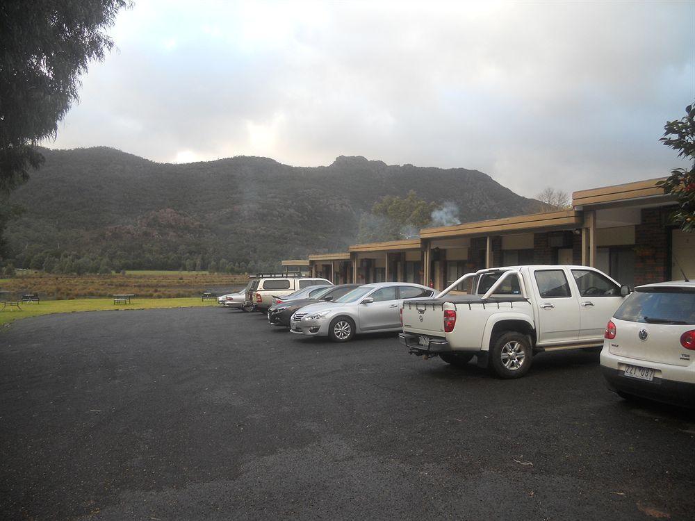 Halls Gap Motel Экстерьер фото